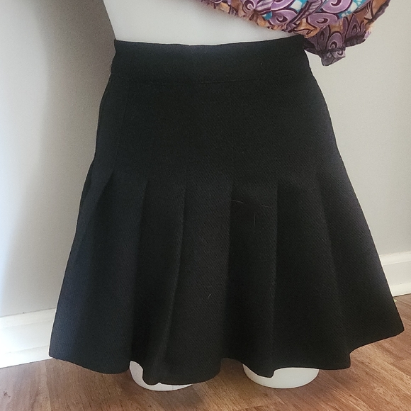 Black Pleated School Girl Mini Skirt Sz 2 - Picture 1 of 3